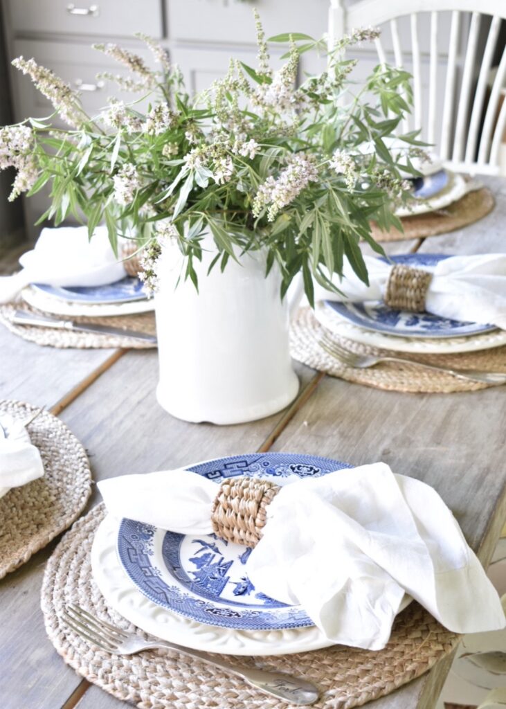 summer tablescape