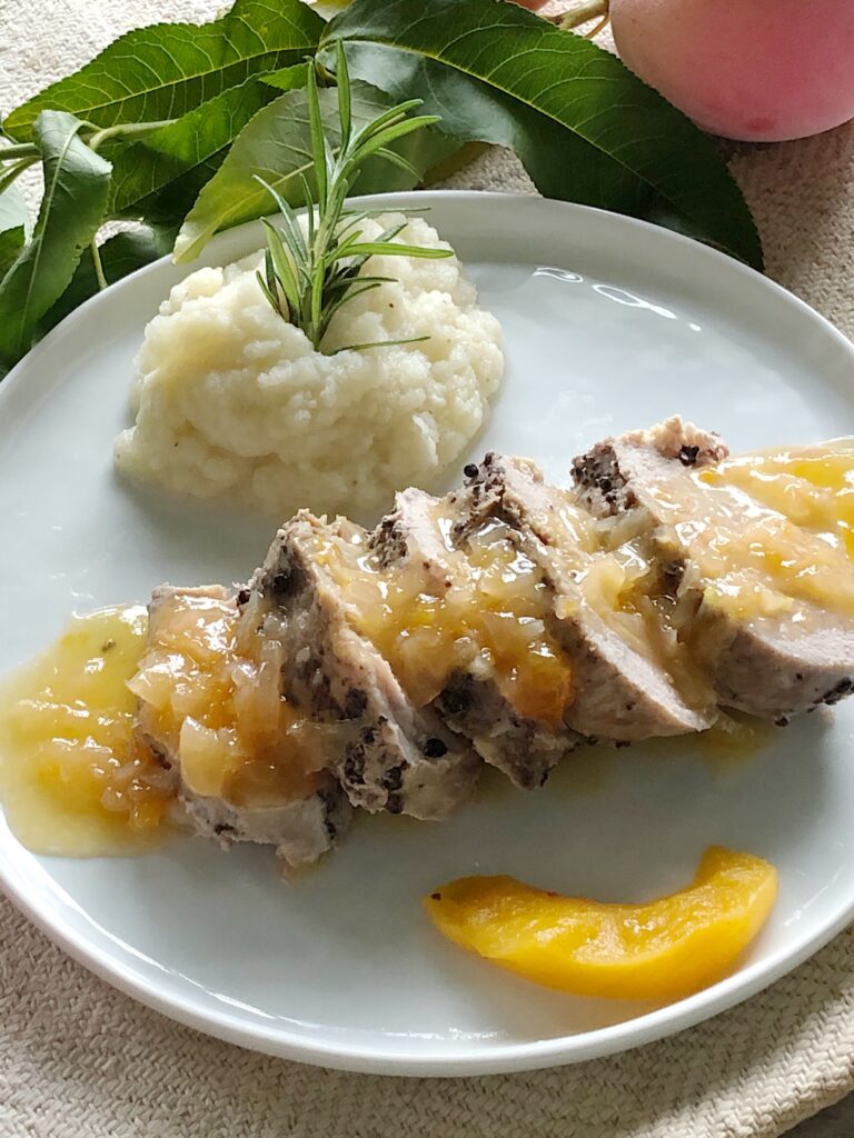 pork tenderloin medallions with peach sauce